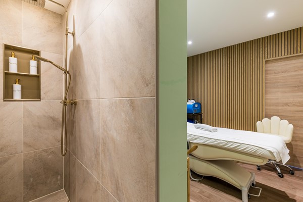 Medium property photo - Strevelsweg 335, 3073 DZ Rotterdam